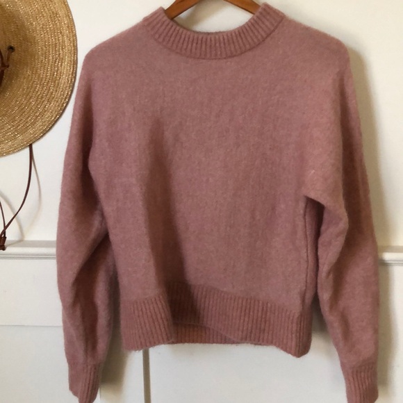 H&M Sweaters - NWOT Mohair wool Rose pink sweater!